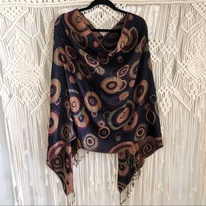Circle Print Poncho Shawl
